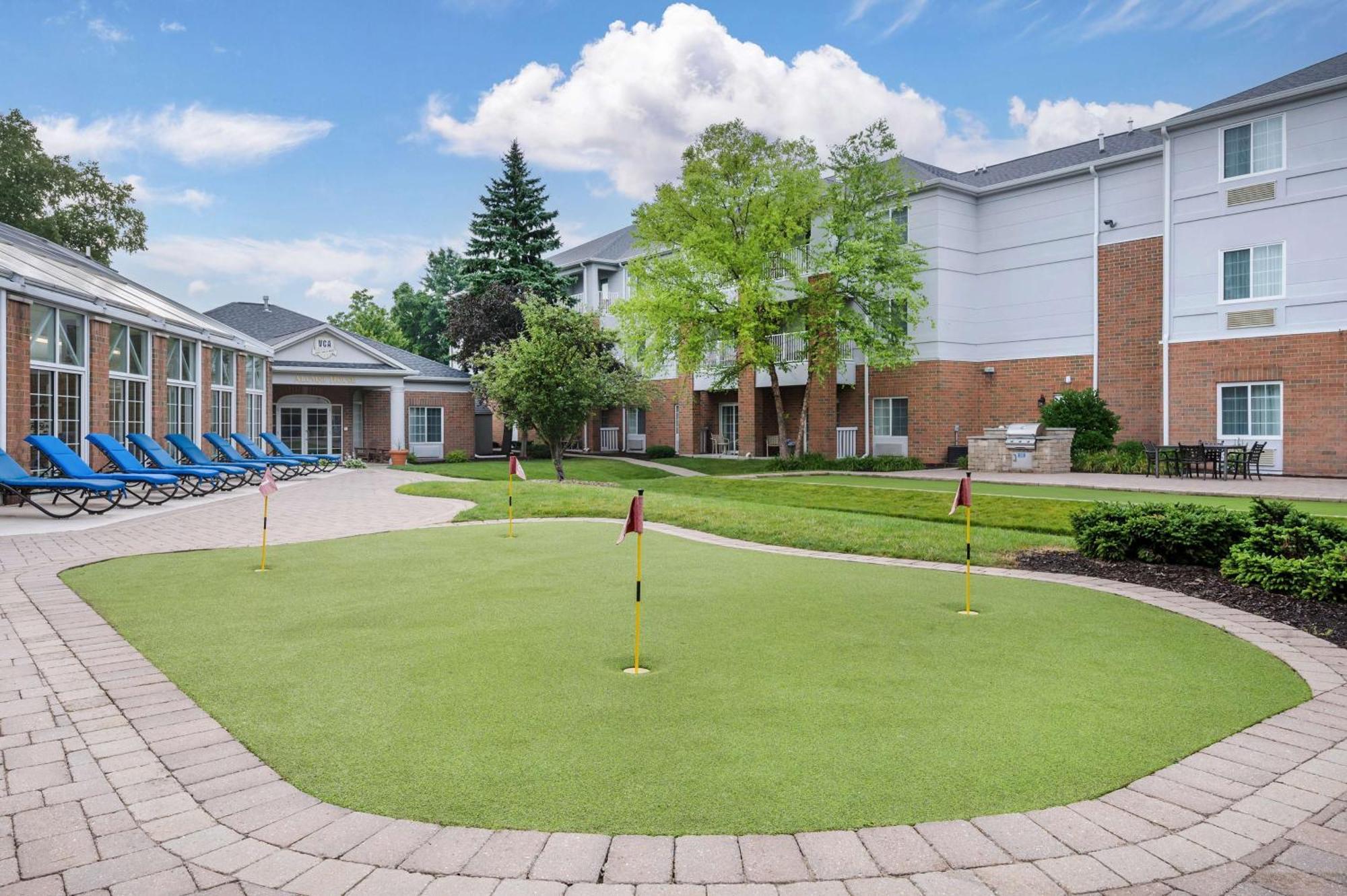 Hilton Vacation Club Varsity Club South Bend, In Exterior photo