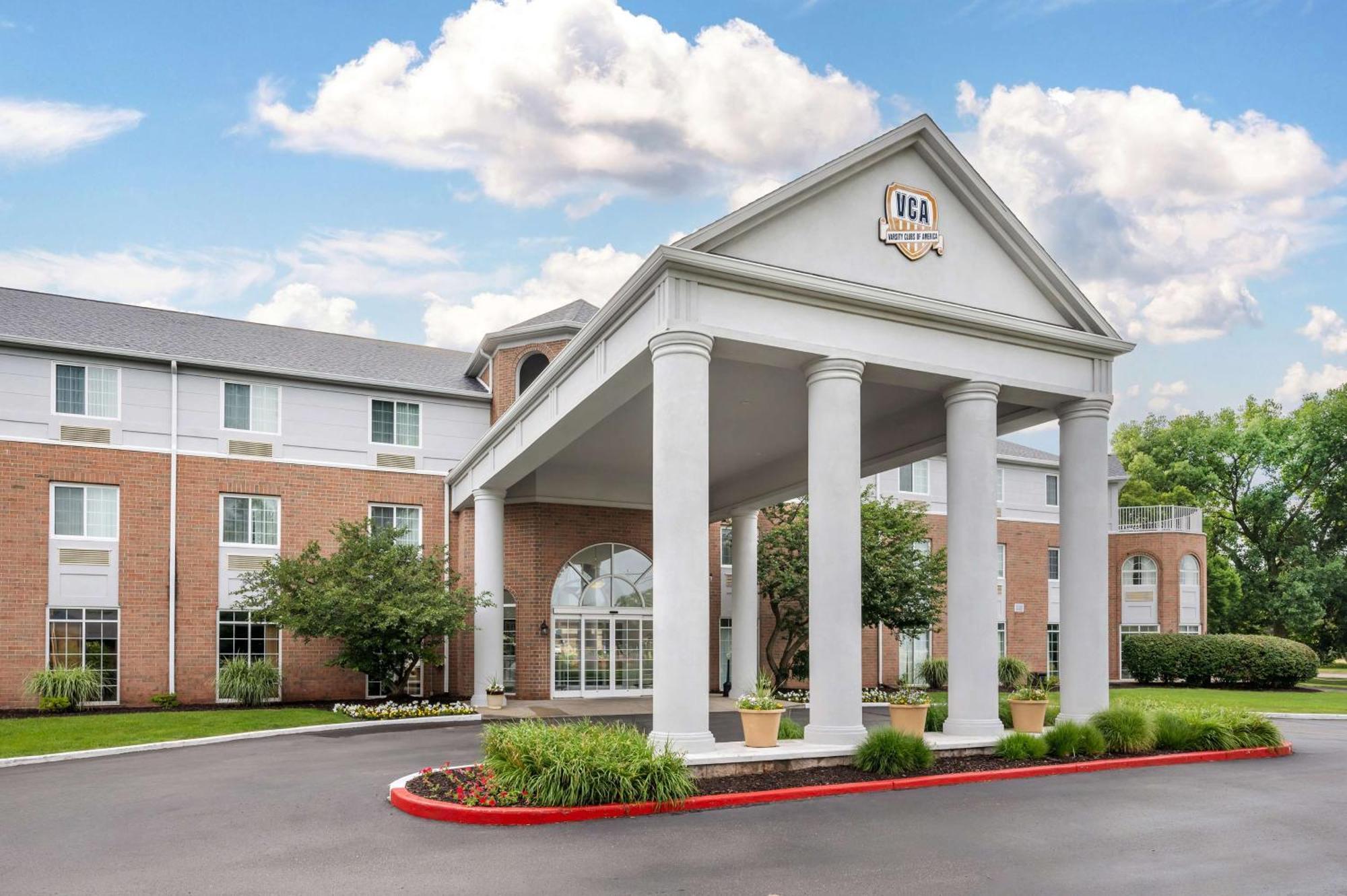 Hilton Vacation Club Varsity Club South Bend, In Exterior photo